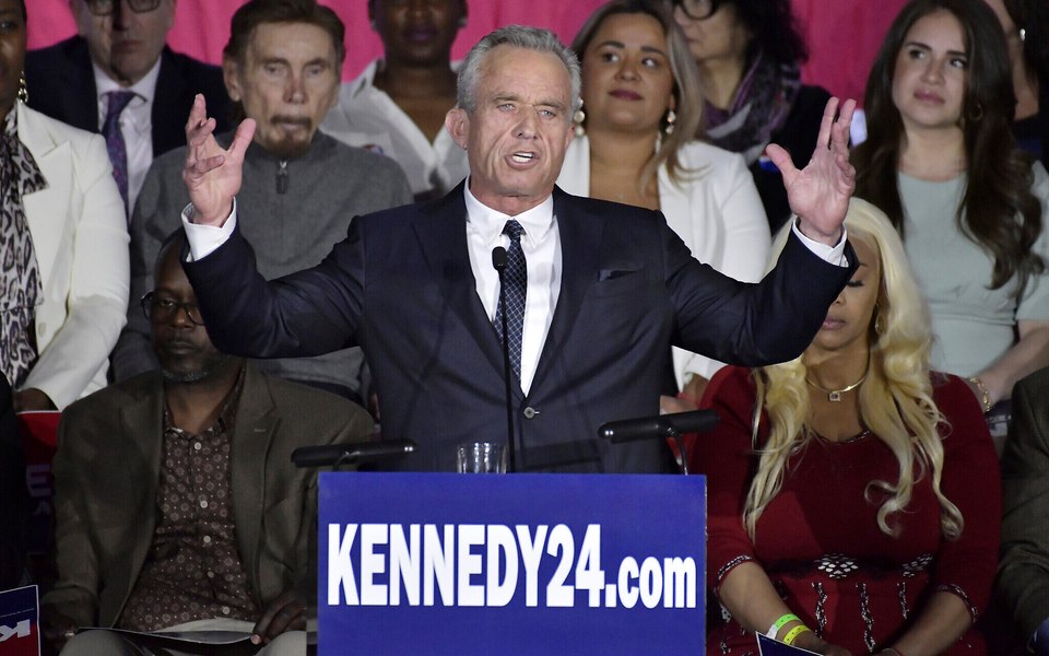 Afirmații senzaționale: Robert F. Kennedy Jr. spune că virusul SARS-CoV-2 a fost creat special pentru a nu-i afecta pe evrei sau pe chinezi