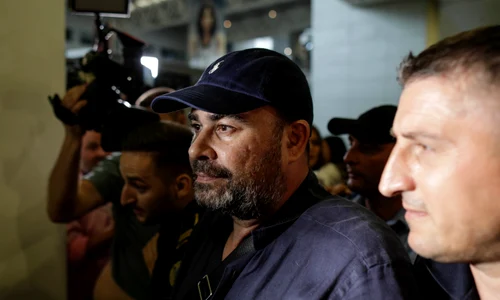 Darius Vâlcov a fost repatriat și a sosit pe Aeroportul Otopeni, de acolo este transportat spre penitenciarul Rahova, în Otopeni, Ilfov. FOTO Inquam Photos / Octav Ganea