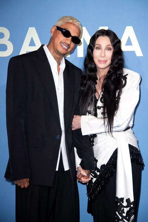 Cher și Alexander Edwards au fost prezenți la Săptămâna Modei de la Paris (Foto: Profimedia)