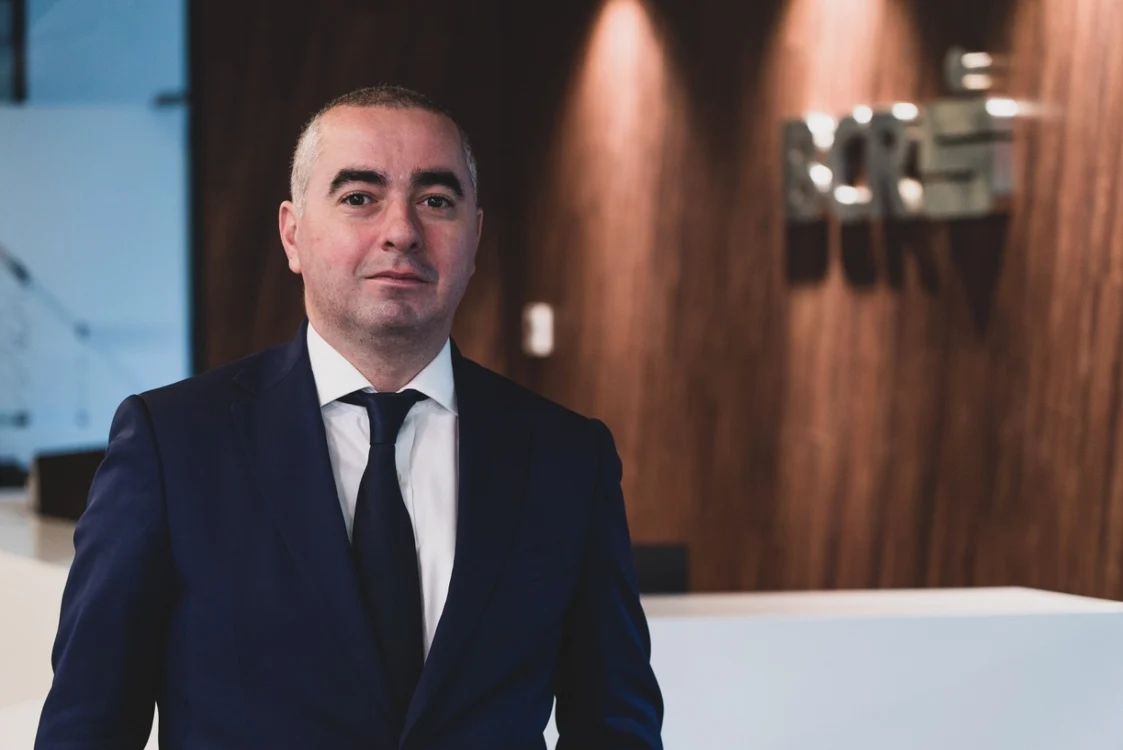 Ciprian Dascălu este noul economist şef al BCR, după ce anterior a fost economist şef la ING