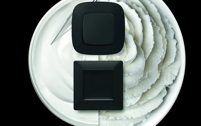 Întrerupatoare inteligente Legrand Valena Life Black.