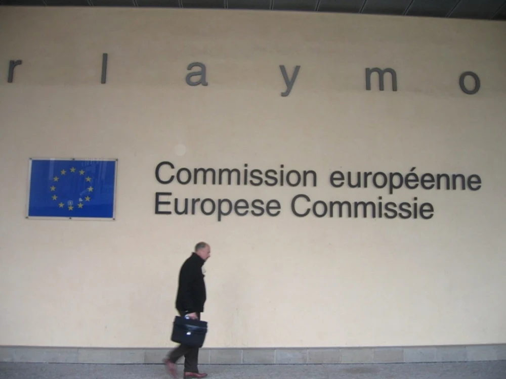 Fondul de coeziune al Uniunii Europene este destinat statelor membre al căror venit naţional brut pe cap de locuitor este mai mic decât 90% din media Uniunii