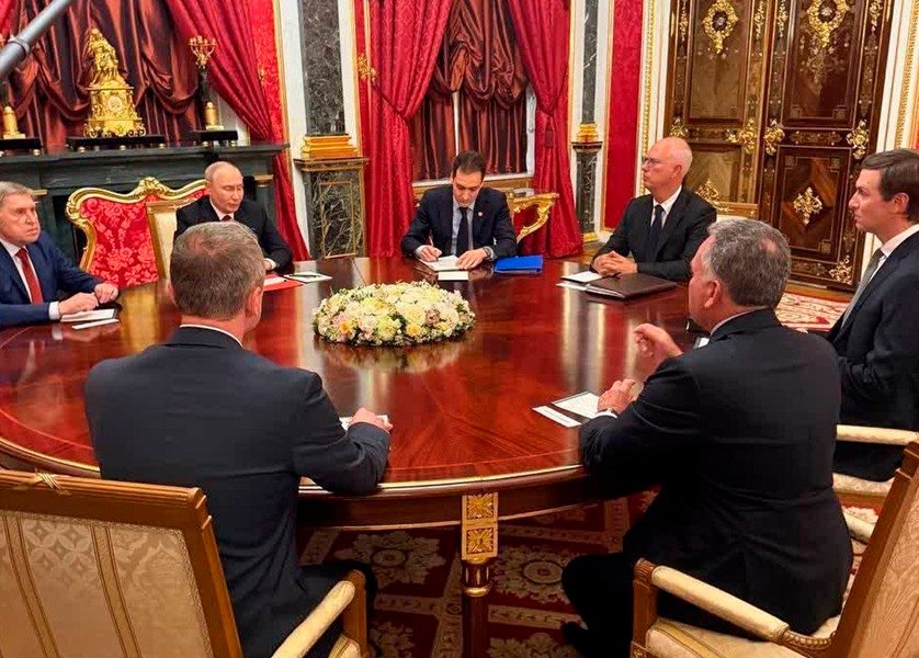 Emisarii lui Trump s-au întâlnit cu Putin la Moscova. Casa Albă afirmă că s-au discutat „planuri substanțiale”