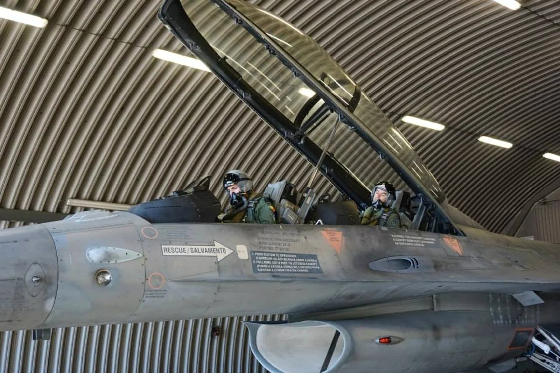 O parte din avioanele F16 care vor fi cumpărate de MApN vor fi operate la Câmpia Turzii