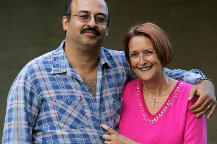 Joanne şi soţul ei, AJ