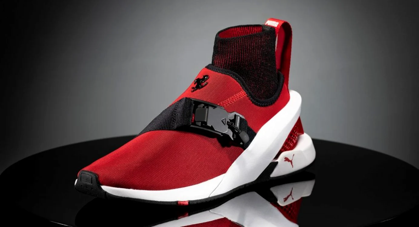 Puma-Ferrari-SF90-Stradale.jpg