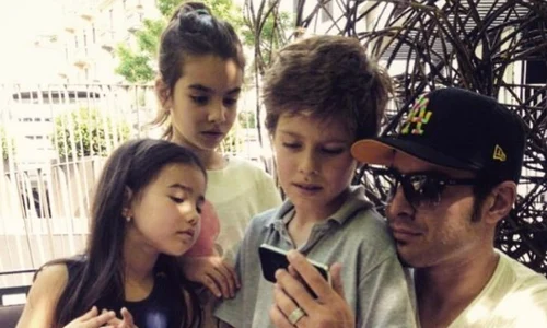 Adrian Mutu copii png