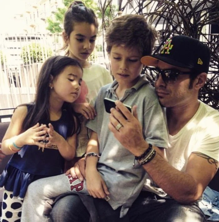 Adrian Mutu copii png