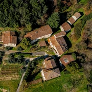 Satul Borgo Batone FOTO borgo-batone.com