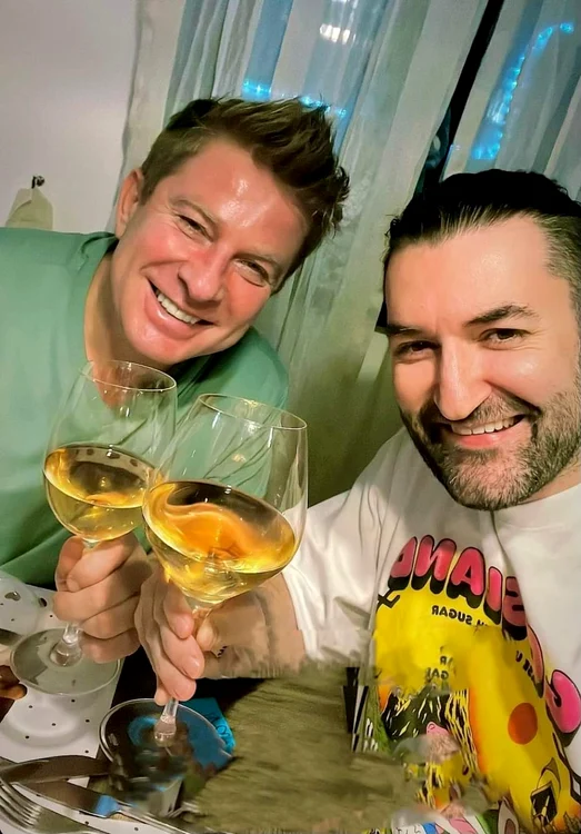 Smiley a venit cu  daruri la finul Bartoș