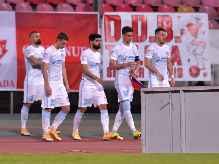 
    FCSB are cei mai mulți jucători tineri în lotFoto: sportpictures.eu  