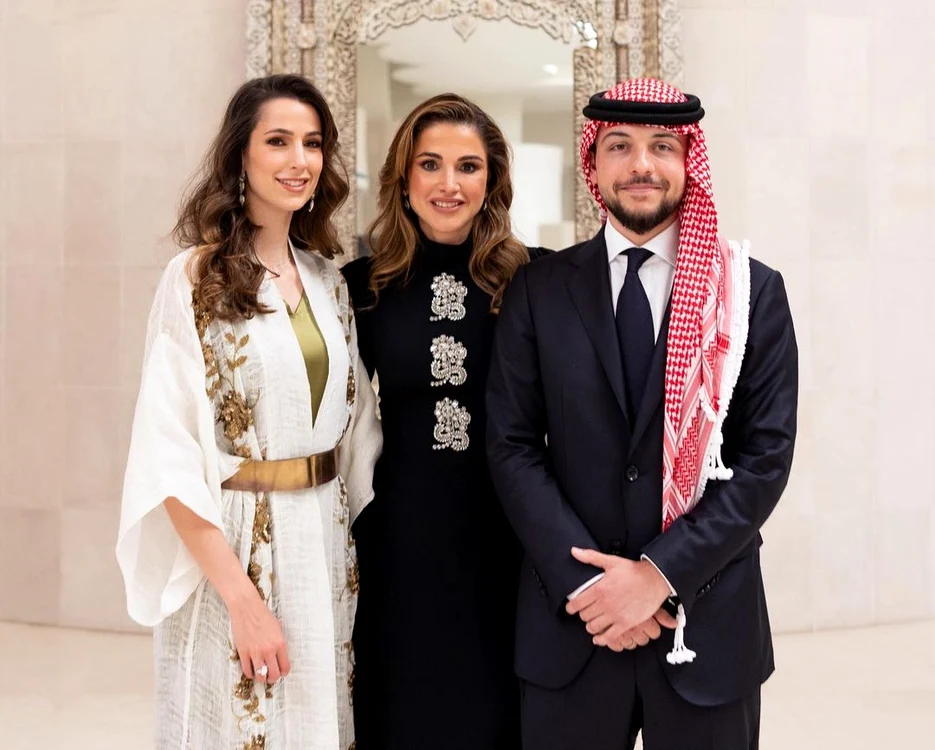 Rania, alături de Prințul Hussein și logodnica lui, Rajwa Al Saif