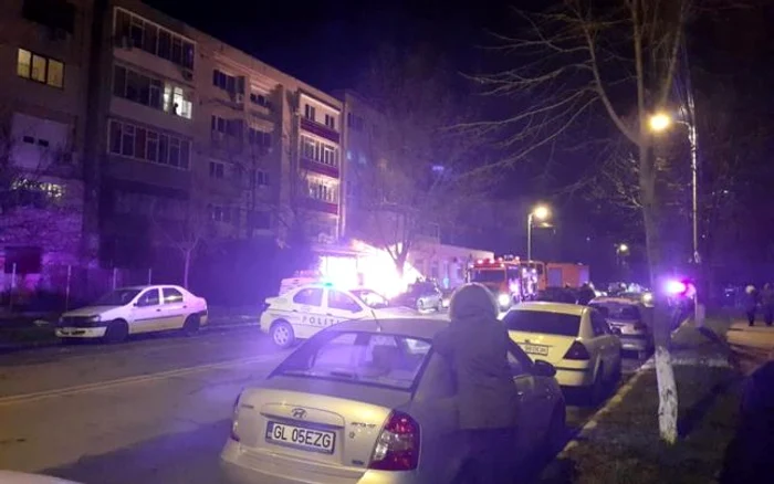 Imagine de la incendiul din noaptea de Revelion de la Galaţi FOTO Facebook/Claudiu Chircu