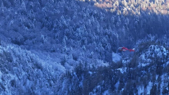 Trupul neînsufleţit al alpinistei nu poate fi recuperat înainte de 20 ianuarie FOTO Salvamont Buşteni