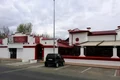 doi cocosi restaurant demolare jpg