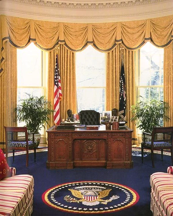Arhitectura după kitsch ul și asemănarea lui Trump jpeg