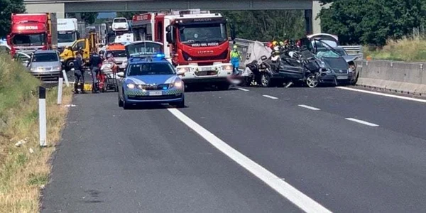4 romani morti într-un accident in Italia Foto La reppublica via news.ro