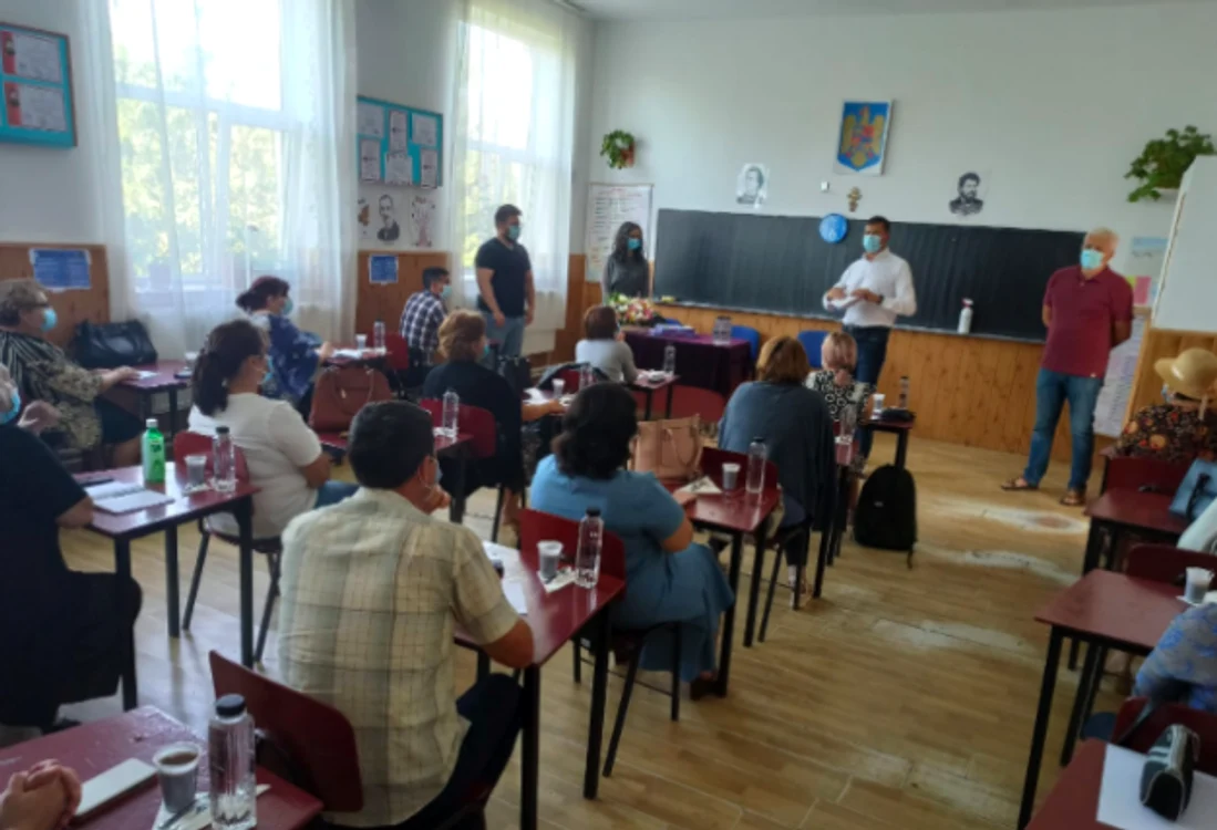 Şcolile în regim faţă în faţă sunt suspendate în toată ţara FOTO Arhivă