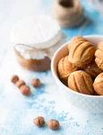 Fursecuri nuci cu crema  Sursa foto shutterstock 558061027 jpg