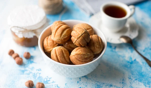 Fursecuri nuci cu crema Sursa foto shutterstock 558061027 jpg