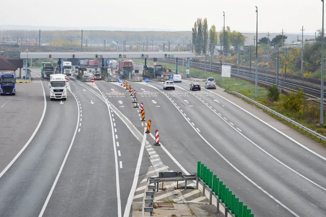Şoferii, sfătuiţi să ţină cont de mai multe lucruri în perioada cu temperaturi ridicate FOTO Adevărul
