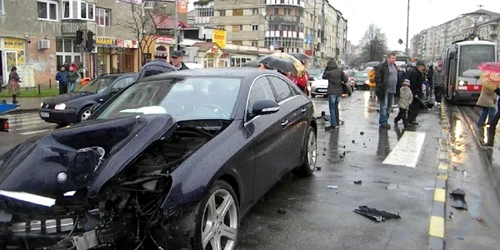 Accident pe strada Decebal