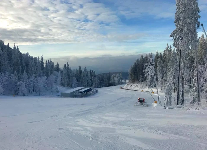 În poiana Brașov se pregătește sezonul de ski FOTO Primăria Municipiului Brașov / Facebook