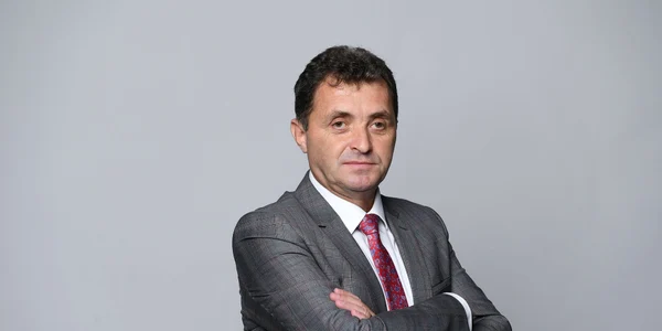 ion cupa jpg