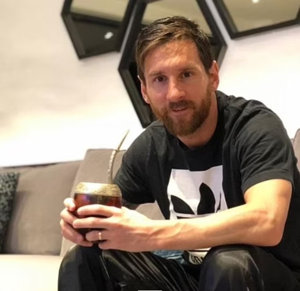 Ceaiul de plante la modă, adorat de Lionel Messi. Cei care îl beau spun că are efecte miraculoase pentru slăbire