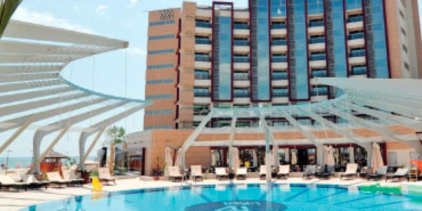 Hotelul de lux,  o raritate pe litoral