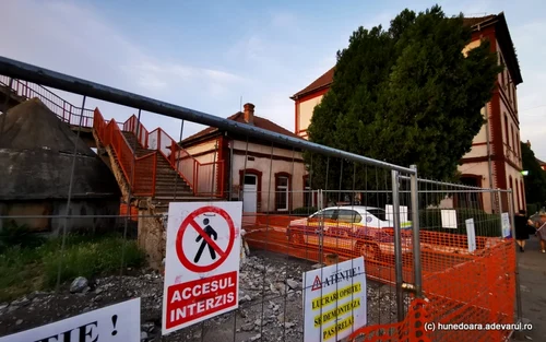 pasarela veche a garii simeria foto daniel guta adevarul iunie 2021