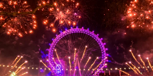 artificii Londra foto Unsplash