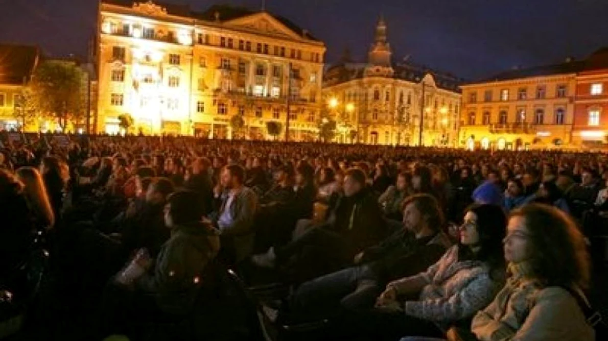 Mai multe expoziţii de fotografii, machete şi desene inedite în cadrul TIFF jpeg