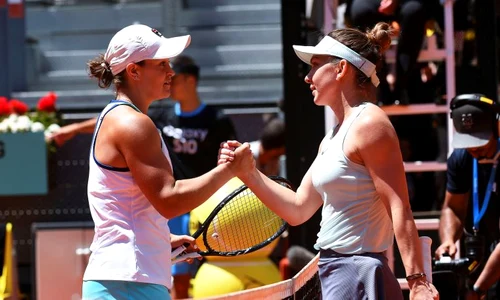 simona halep ashleygh barty jpeg