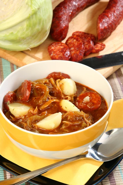 
    Ciorbă picantă  
