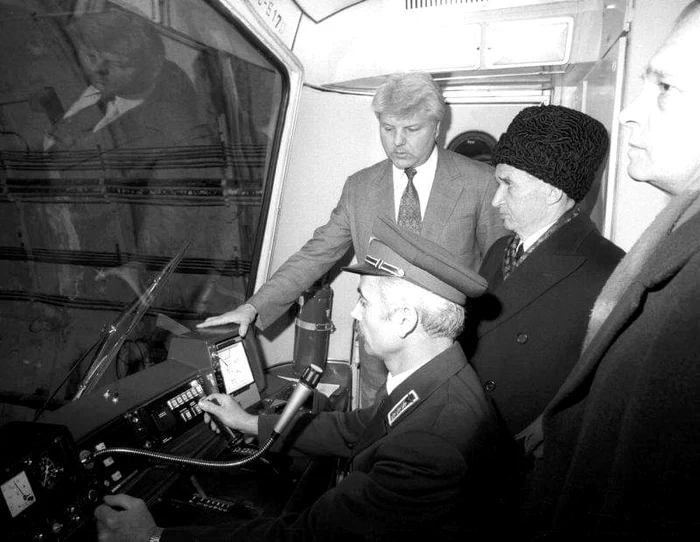 Metroul București, inaugurat în 1979 de președintele de atunci al României, Nicolae Ceaușescu