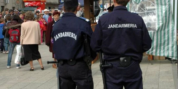 Jandarmii au depistat vânzătorii fără acte din piaţă