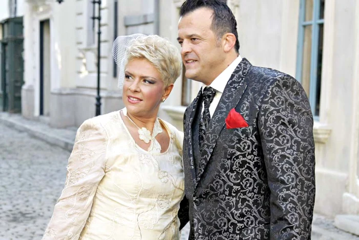 Teo Trandafir şi Constantin Iosef s-au căsătorit după numai şase luni de relaţie