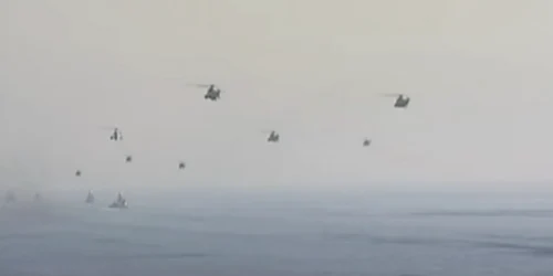 Nave si aeronave on stamtiarea Hormuz Captura France 24 English png