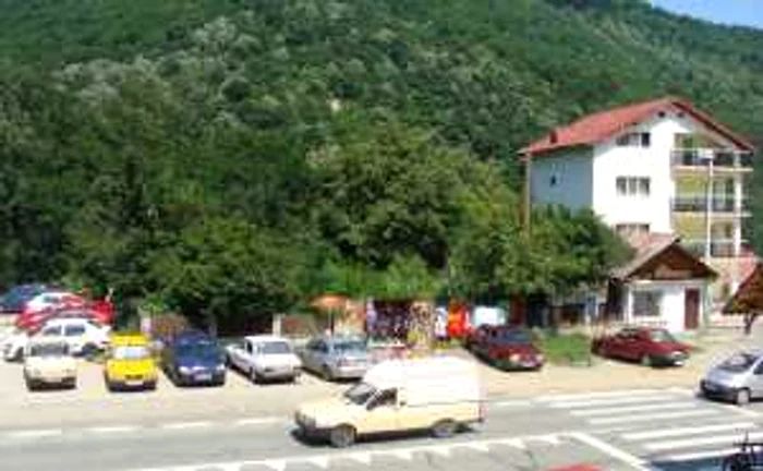 Râmnicu Vâlcea: Personalităţi din turismul internaţional se întâlnesc la Călimăneşti-Căciulata