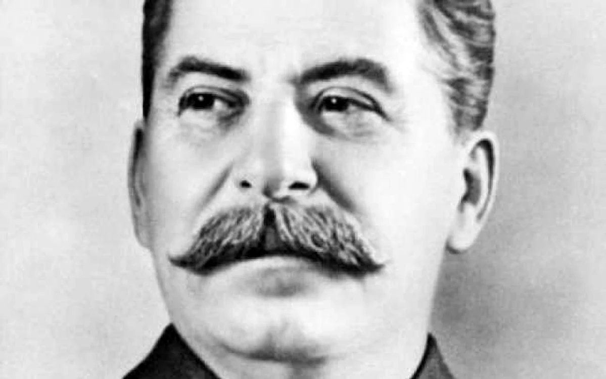 Strănepotul lui Stalin dă în judecată cotidianul rus Novaia Gazeta (Sky News)