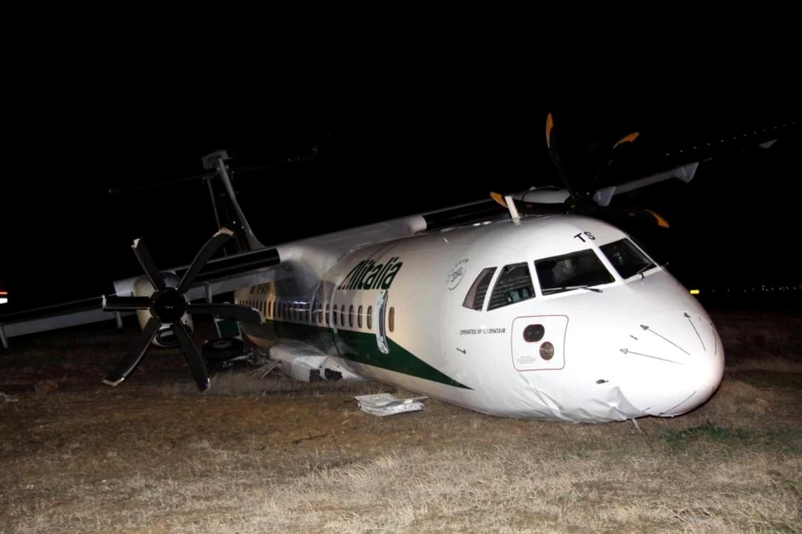 Un avion al companiei Carpatair a ratat aterizarea, sâmbătă, pe aeroportul Fiumicino din Roma