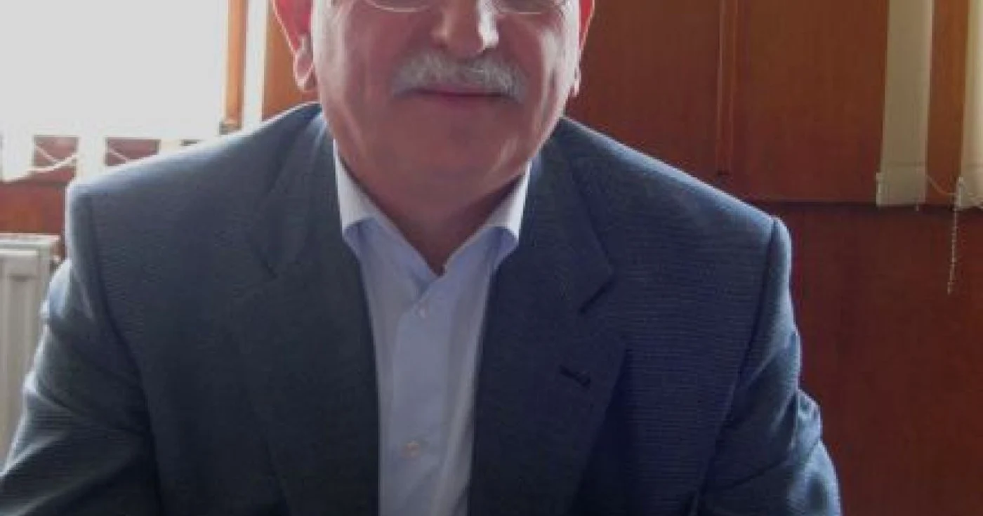 Târgu Mureş: Se reduc 300 de posturi în învăţământul mureşean