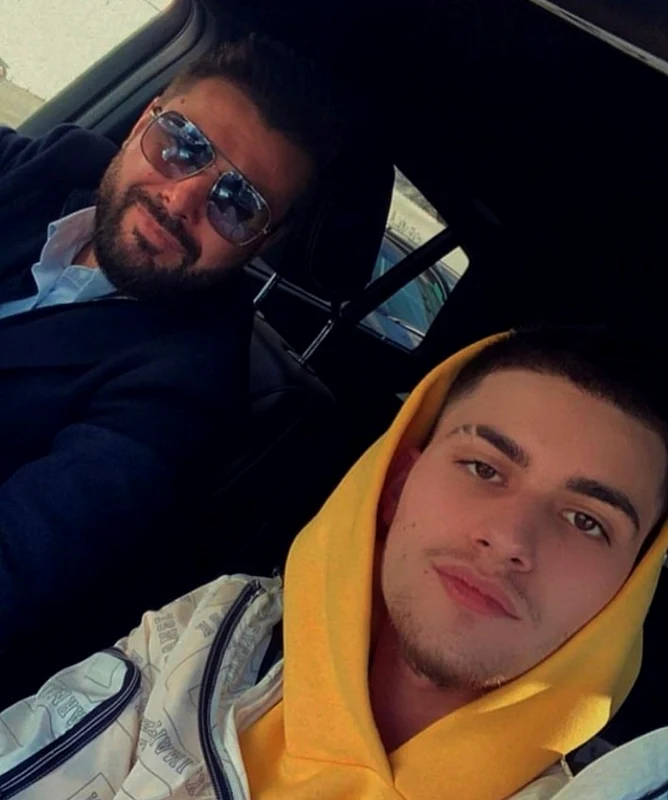 Mario Mutu se înțelege mai bine cu tatăl său în ultimul timp. Foto: Facebook