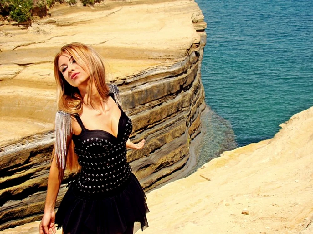 
    Andreea Balan a filmat videoclip în Corfu  