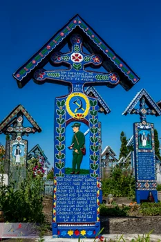 Cimitirul Vesel Foto Primăria Săpânța 3 jpg
