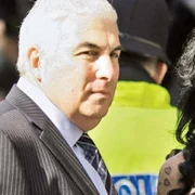 Amy Winehouse, alături de tatăl ei, Mitch