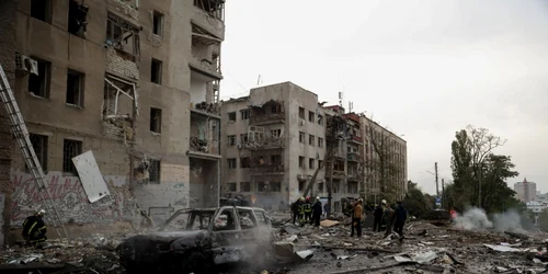 Rusia a atacat cu rachete vineri noapte orașul Harkov FOTO EPA-EFE