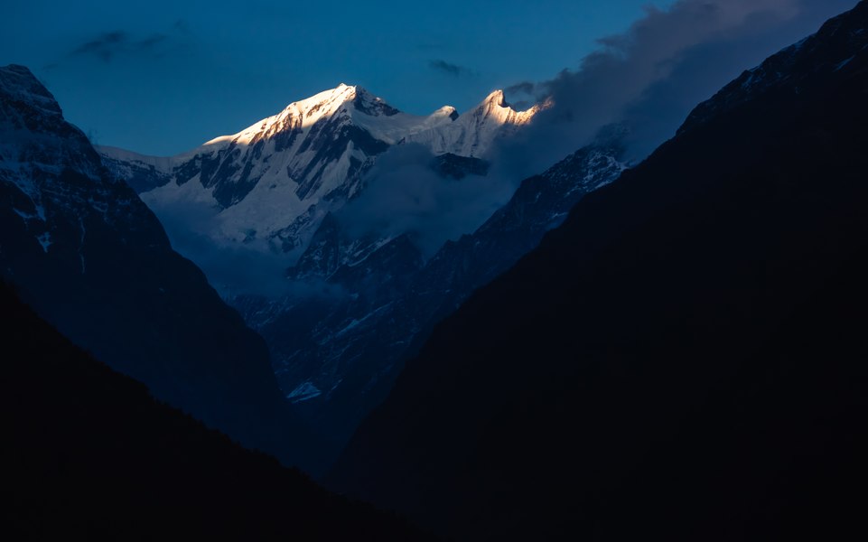 Mister elucidat după 100 de ani. Au fost găsite rămășițele primului alpinist care a încercat să urce muntele Everest