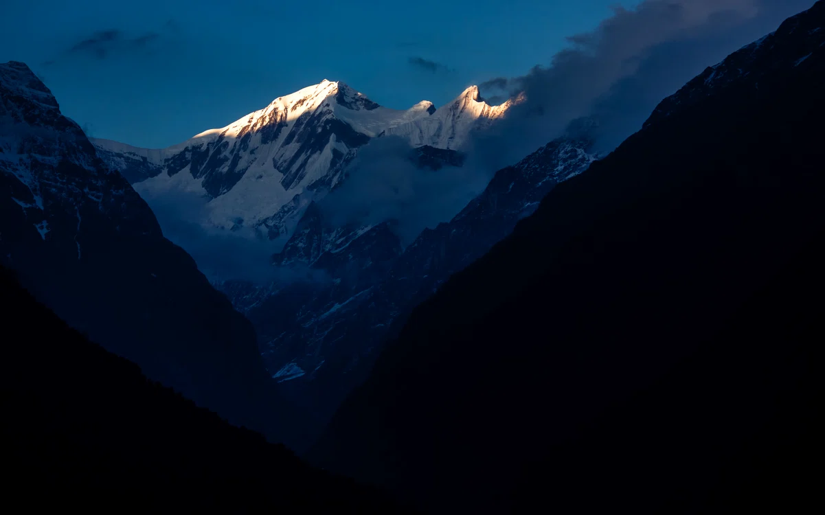 everest noaptea jpg